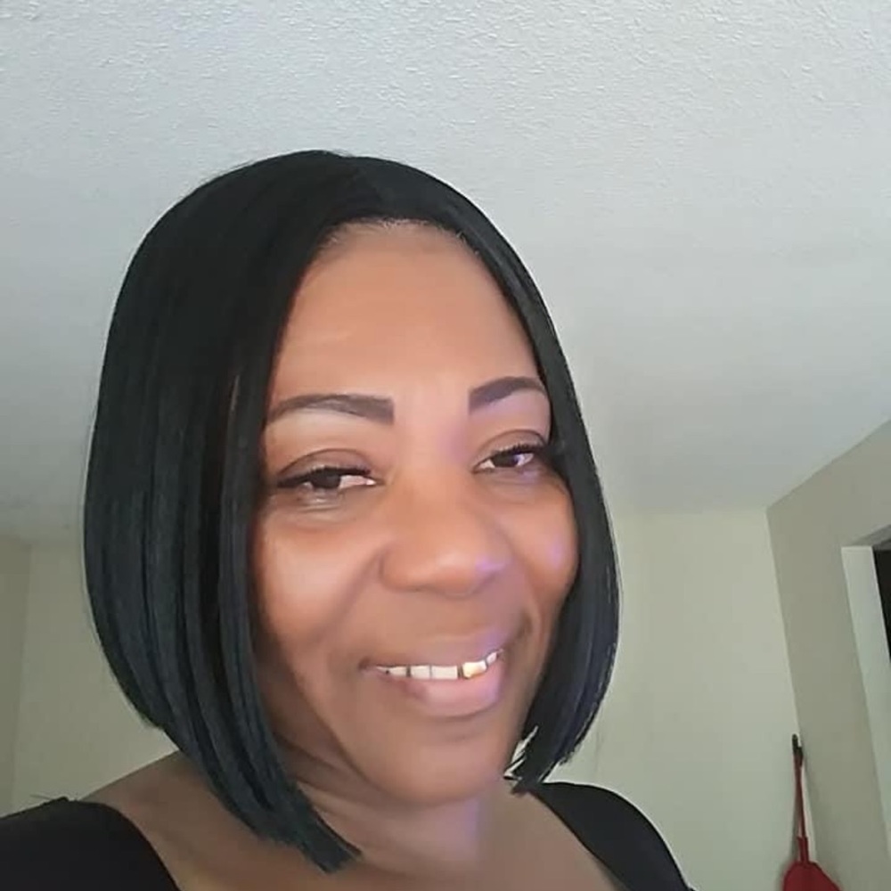 Meet your Posher, Pamela